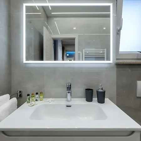 Lara, Luxury Modern House Βίλα Filipana
