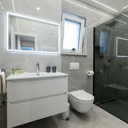 Βίλα Lara, Luxury Modern House