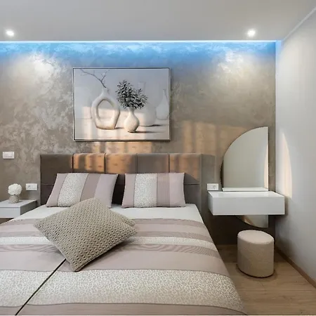 Βίλα Lara, Luxury Modern House